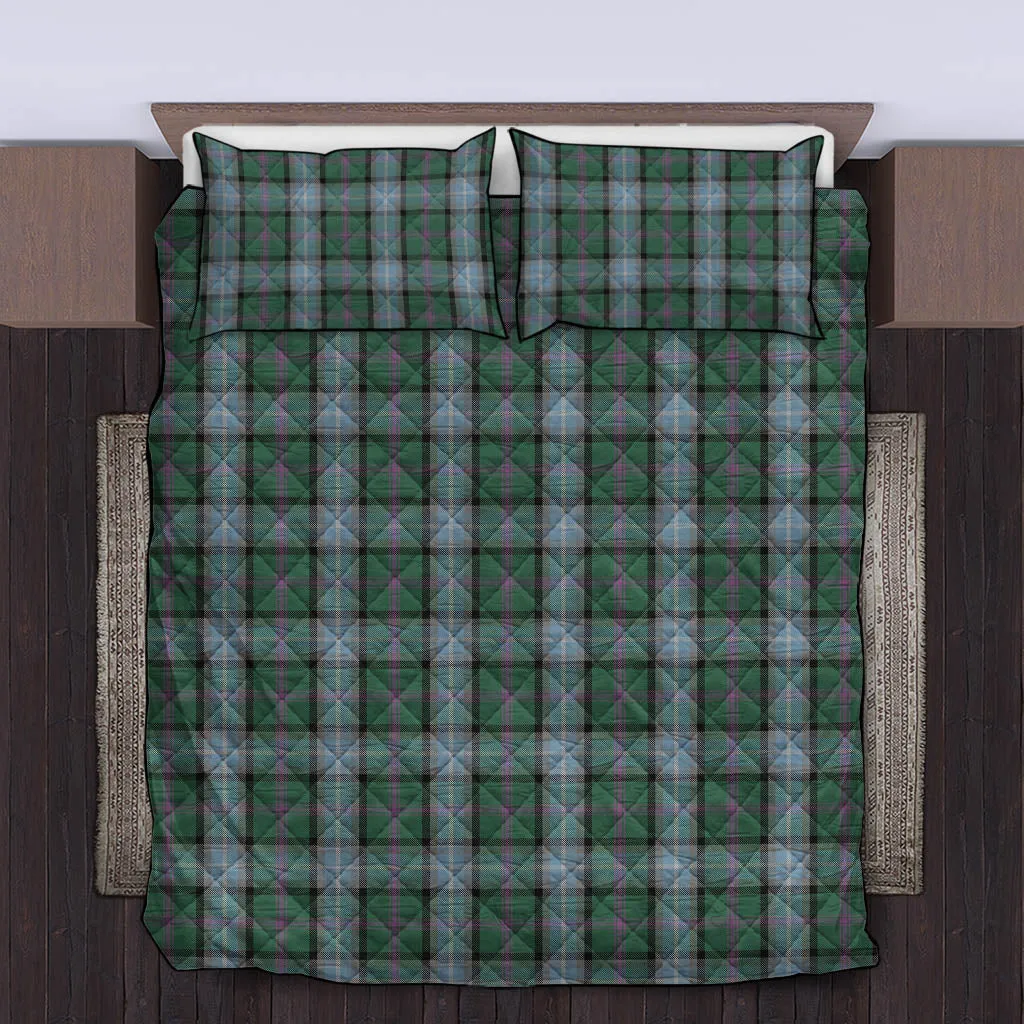 Alexander of Menstry Hunting Tartan Quilt Bed Set