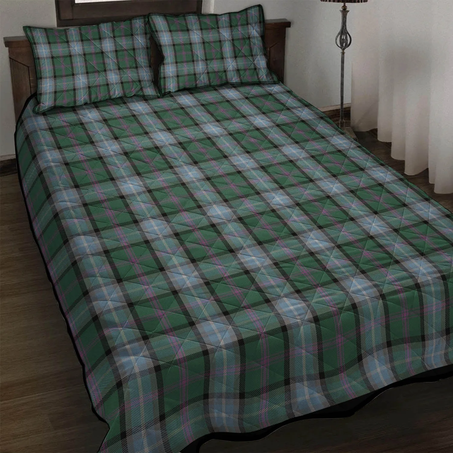 Alexander of Menstry Hunting Tartan Quilt Bed Set