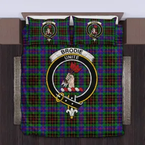 Brodie Hunting Modern Tartan Quilt Bed Set with Family Crest